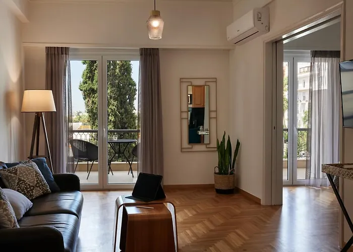 Chic One Bd Apartment With Hilton View