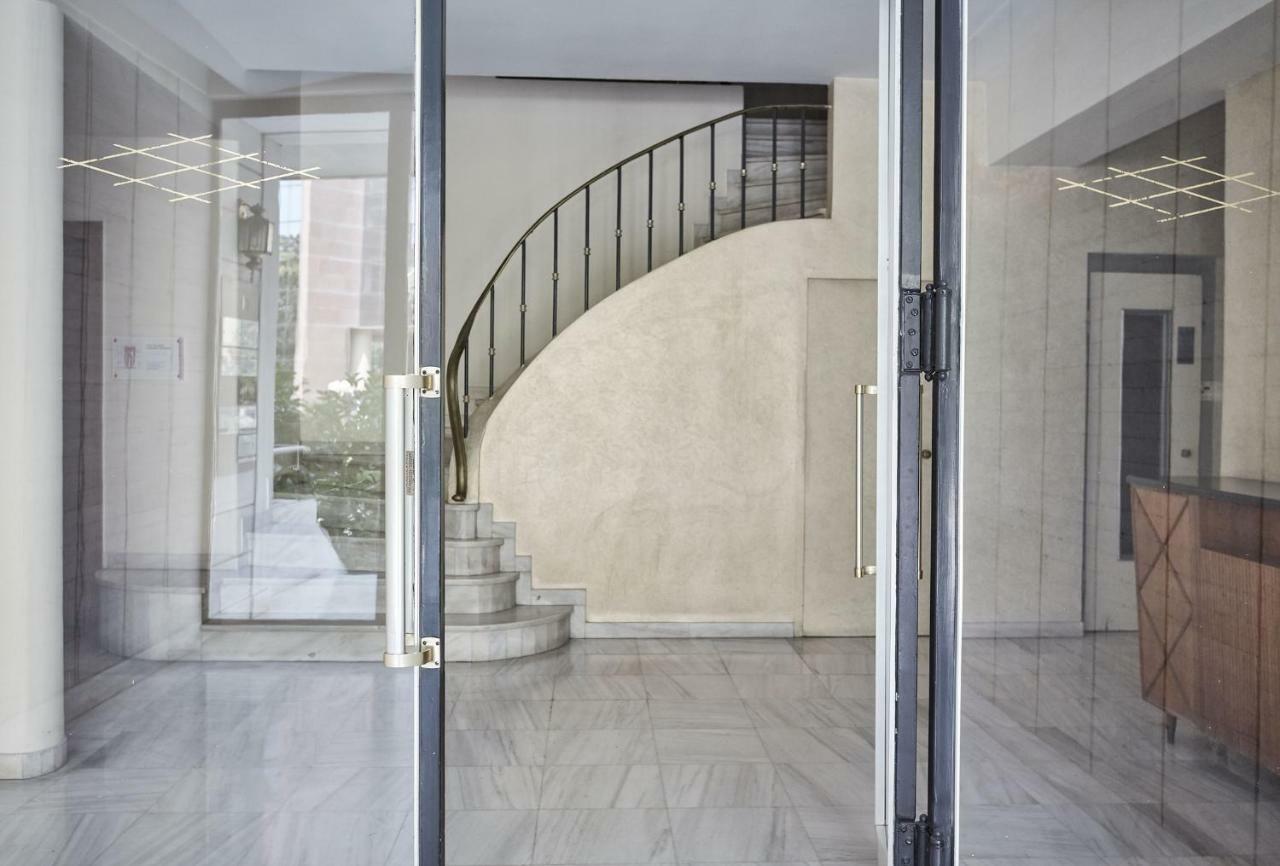 Apartment Chic One Bd With Hilton View Athens